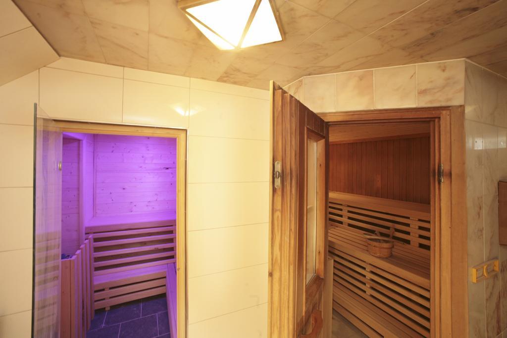 Lake And Cityhotel Edelweiss - Self Check In زيل أم سي المظهر الخارجي الصورة